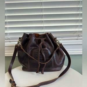 Portland leather goods large bucket tote